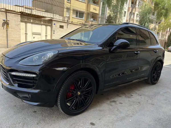 پورشه، کاین